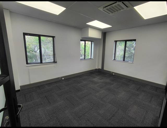 270M² OFFICE TO LET IN VORNA VALLEY
